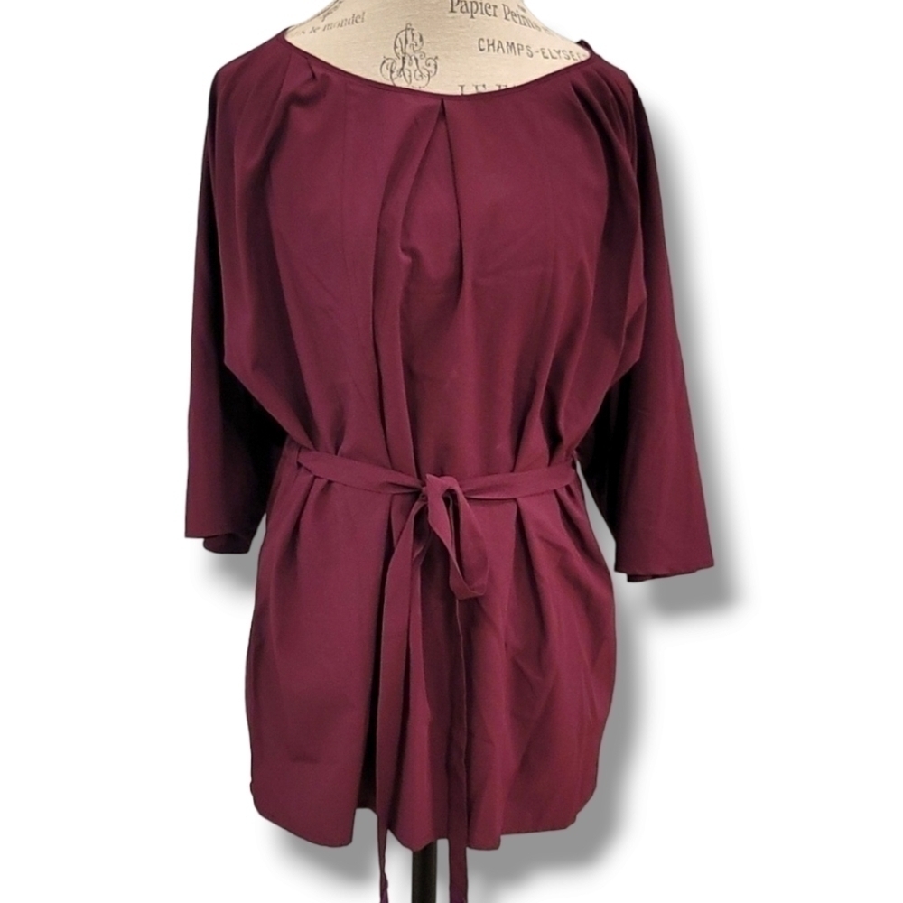 Logo Instant Chic Maroon Belted Tunic - Size Medium